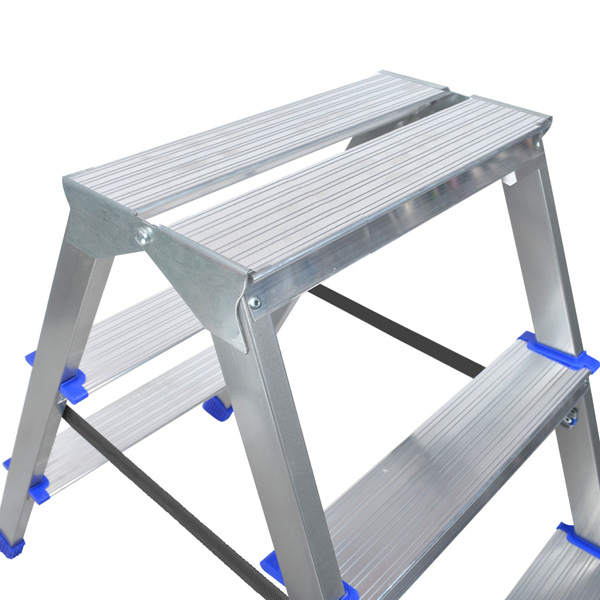 Лестница-стремянка двухсторонняя 2 ступени ДЛС3 Лестница-стремянка двухсторонняя 2 ступени ДЛС3